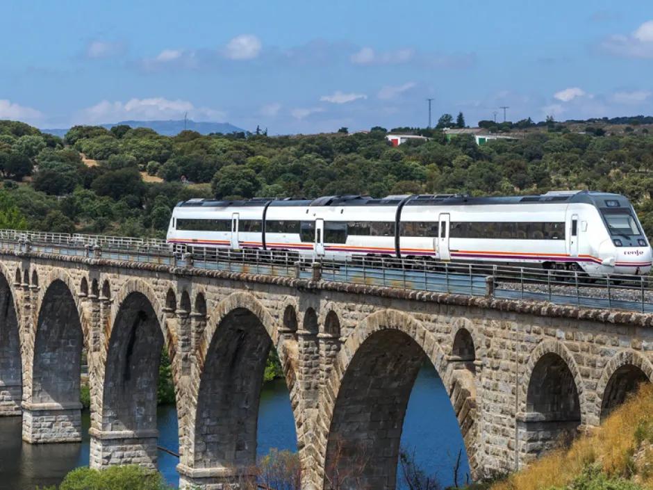 Nachrüstung von 500 Zügen und Lokomotiven in Spanien