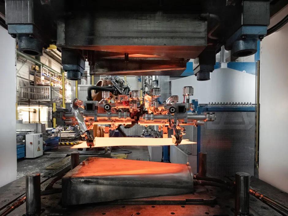 Advantages of innovative press hardening technology for robust components